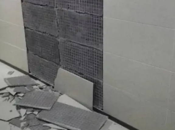 围场瓷砖空鼓维修公司分享下围场墙砖松动维修的知识
